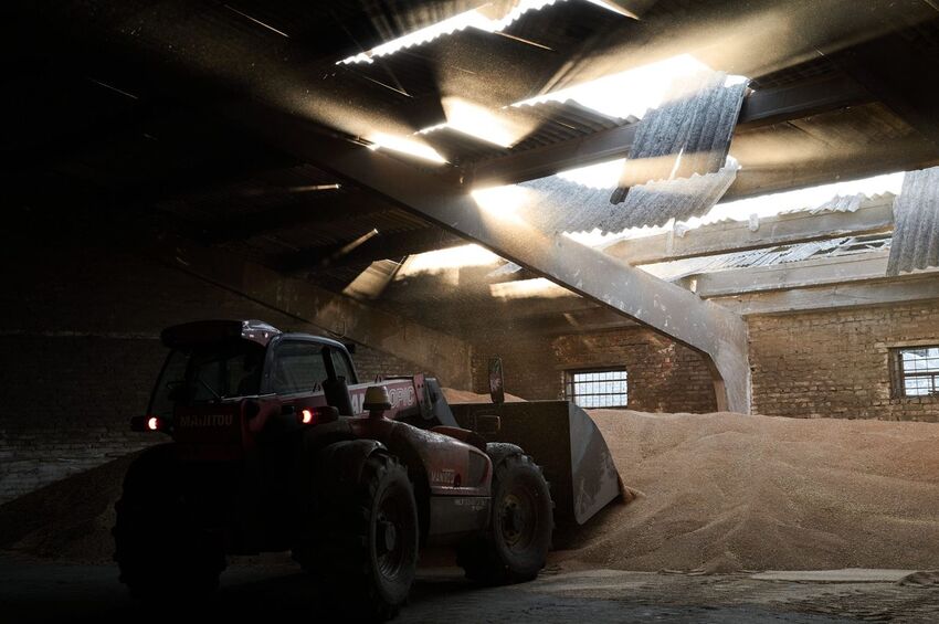 Hungary and Slovakia are poised to defy Brussels on import bans on Ukrainian goods.