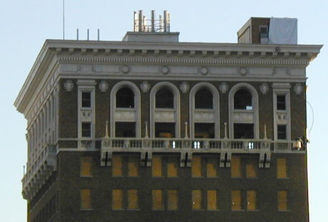 unknown building, somewhere near Roosevelt and Central in downtown Phoenix